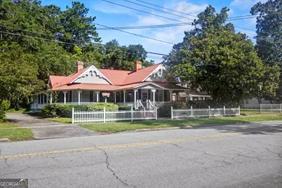 325 N Main Street, Hinesville, GA 31313 - Photo 1
