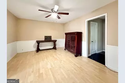 5824 Church Street, Flowery Branch, GA 30542 - Photo 9