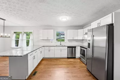 585 Westchester Circle SW, Marietta, GA 30064 - Photo 19