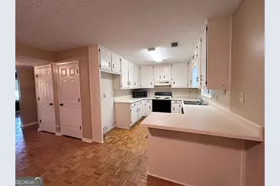 850 Park Place NE, Conyers, GA 30012 - Photo 5