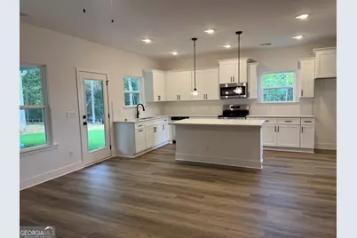 181 Blackberry Court, Pendergrass, GA 30567 - Photo 9