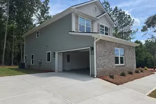 181 Blackberry Ct, Pendergrass, GA 30567 - Photo 3