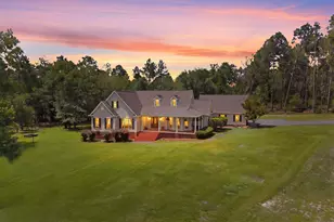 220 Pinewood Dr, Vidalia, GA 30474 - Photo 1