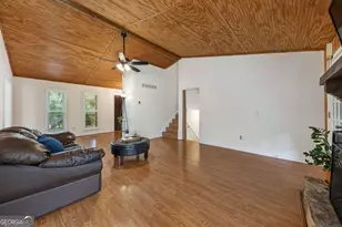 154 W Putnam Ferry Rd, Woodstock, GA 30189 - Photo 9
