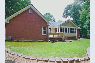 1305 Fontainebleau Court NE, Lawrenceville, GA 30043 - Photo 7