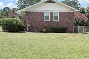 142 Lakewood Dr, Blakely, GA 39823 - Photo 9