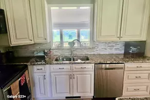 142 Lakewood Dr, Blakely, GA 39823 - Photo 11