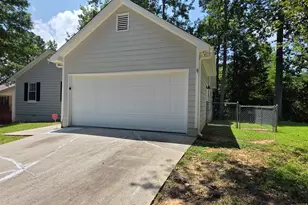 232 Hampton Dr, Dallas, GA 30132 - Photo 3