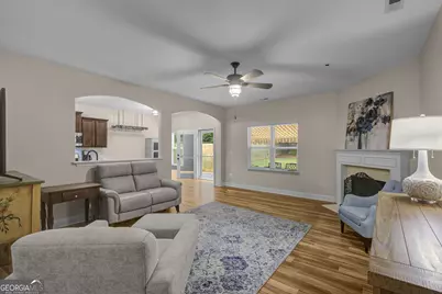 14 Thomaston Street, Newnan, GA 30263 - Photo 9