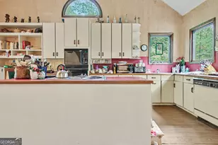 121 Lakeside Dr, Peachtree City, GA 30269 - Photo 5