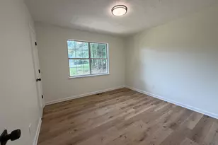 1730 Bullock Dr, Loganville, GA 30052 - Photo 5