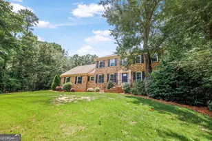 1845 York Ct, Snellville, GA 30078 - Photo 3