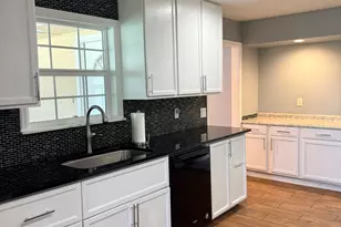 231 Auburn St, Baxley, GA 31513 - Photo 13