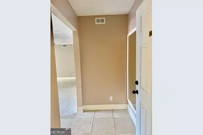 48 Le Parc Fontaine, Lithonia, GA 30038 - Photo 1