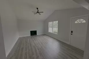 910 Winterside Ln, Atlanta, GA 30349 - Photo 3