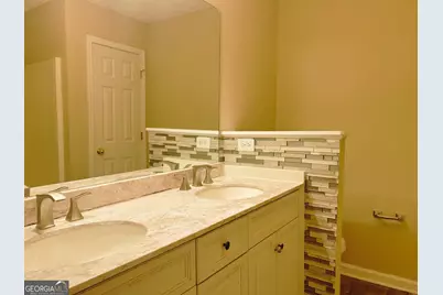 4123 Ravenwood Court, Union City, GA 30291 - Photo 15