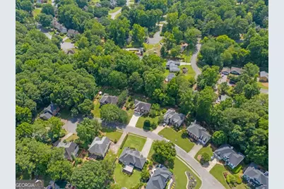 4924 Marlos Drive NE, Marietta, GA 30066 - Photo 9