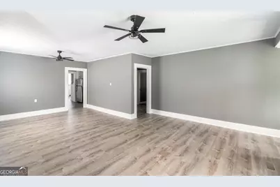 806 Woodrow Avenue, Dublin, GA 31021 - Photo 9