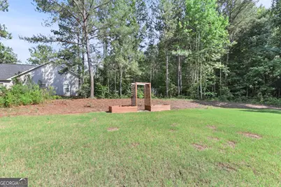 140 Fenwick Farms Drive, Lagrange, GA 30241 - Photo 11