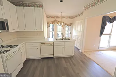 2813 Colleton Drive, Marietta, GA 30066 - Photo 9