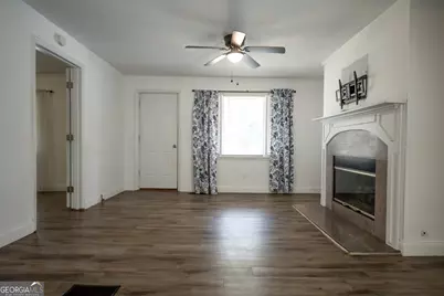 64 Madison, Commerce, GA 30529 - Photo 11