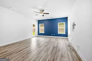 308 Magnolia Villas Dr, Cornelia, GA 30531 - Photo 11