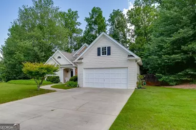 6440 Deep Woods Court, Flowery Branch, GA 30542 - Photo 3