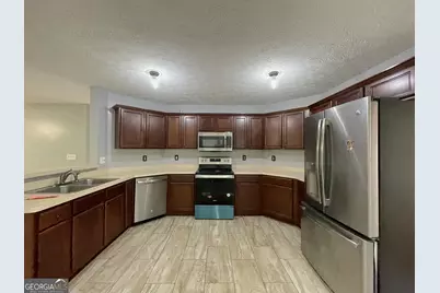 6675 Princeton Park Court, Lithonia, GA 30058 - Photo 9