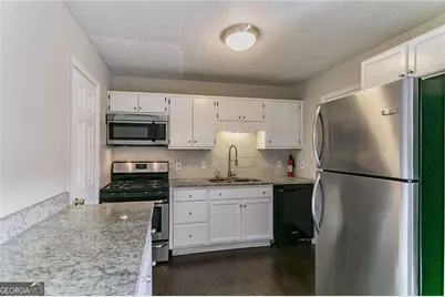 1441 Springleaf Circle SE, Smyrna, GA 30080 - Photo 7