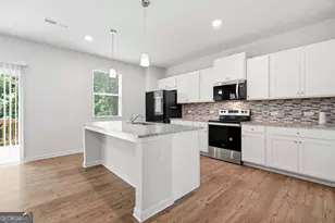 384 Summerwood Ln, Dawsonville, GA 30534 - Photo 9