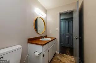 160 Stoneridge Dr, Warner Robins, GA 31088 - Photo 9