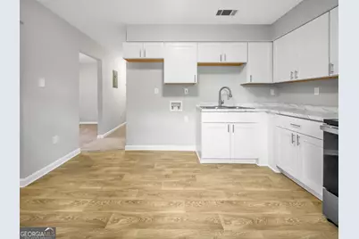 3911 5th Street, Savannah, GA 31408 - Photo 7