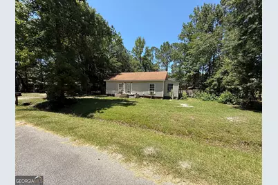84 Gorham Street, Pembroke, GA 31321 - Photo 1