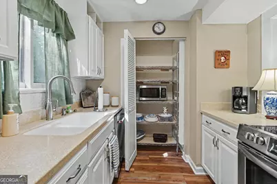 227 Shakespeare Drive #302, Clayton, GA 30525 - Photo 11