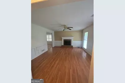 3490 Runnymeade Drive, Marietta, GA 30066 - Photo 3