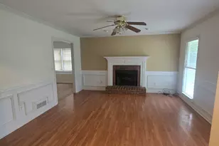 3490 Runnymeade Dr, Marietta, GA 30066 - Photo 3
