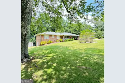 6136 Queens Road, Douglasville, GA 30135 - Photo 3