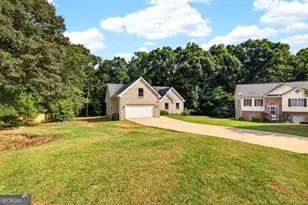75 Pebble Ln, Covington, GA 30016 - Photo 3