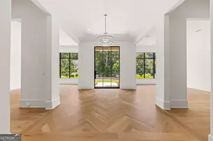 4550 Jolyn Pl, Sandy Springs, GA 30342 - Photo 7