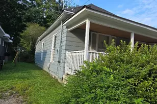 71 Martin Luther King Dr, Newnan, GA 30263 - Photo 3