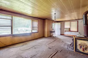 285 Carter St, Cornelia, GA 30531 - Photo 9