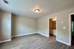 706 Keeshono St, Union City, GA 30291 - Photo 7