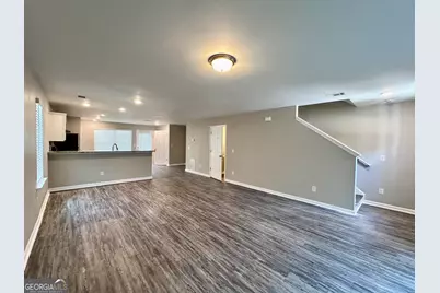 706 Keeshono Street, Union City, GA 30291 - Photo 3