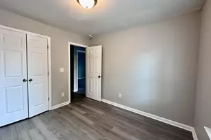 706 Keeshono St, Union City, GA 30291 - Photo 15