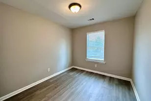 706 Keeshono St, Union City, GA 30291 - Photo 11