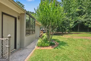 8554 Shoreline Dr, Jonesboro, GA 30236 - Photo 95