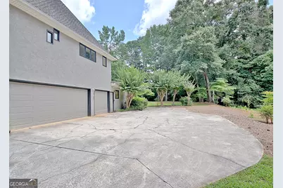 8554 Shoreline Drive, Jonesboro, GA 30236 - Photo 5