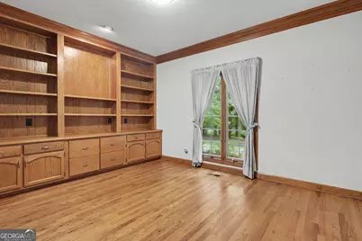 8554 Shoreline Drive, Jonesboro, GA 30236 - Photo 11