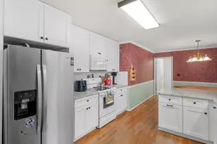207 Williamsburg Cir, McDonough, GA 30253 - Photo 13