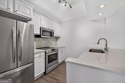 1 Biscayne Drive NW #703, Atlanta, GA 30309 - Photo 11